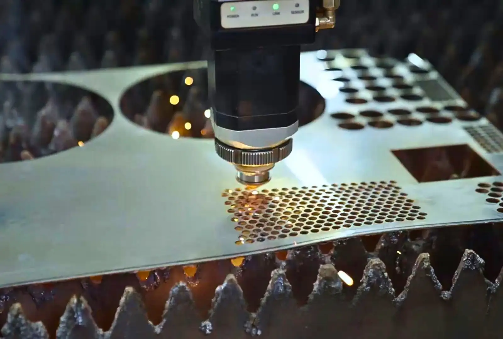 CNC Laser Cutting